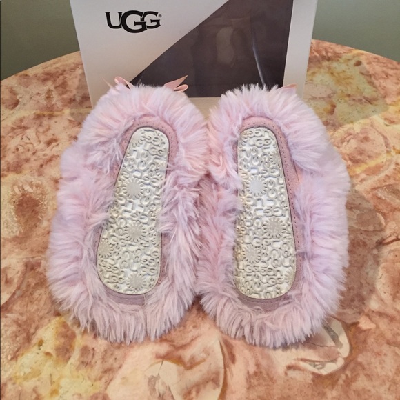 UGG Jesse Bow II Fluff Bootie Size 2 / 3 - Picture 3 of 5